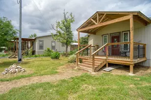 13831 Tx-95 Hwy, Flatonia, TX 78941 - Photo 27