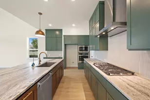 420 Hickory Spgs Trl, Georgetown, TX 78628 - Photo 5