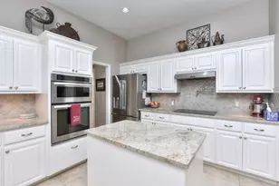 30110 Torrey Pines Cir, Georgetown, TX 78628 - Photo 17