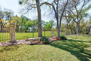 30110 Torrey Pines Cir, Georgetown, TX 78628 - Photo 5