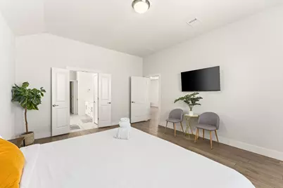 8610 McKamy Drive, Austin, TX 78744 - Photo 13