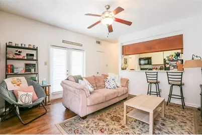 912 W 22nd Street #202, Austin, TX 78705 - Photo 3