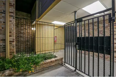 912 W 22nd Street #202, Austin, TX 78705 - Photo 21