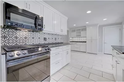 10408 Doering Lane, Austin, TX 78750 - Photo 13