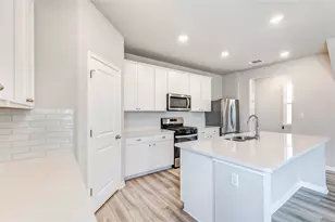 218 Glass Mountains Wy, Dripping Springs, TX 78620 - Photo 11