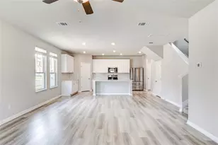 218 Glass Mountains Wy, Dripping Springs, TX 78620 - Photo 5