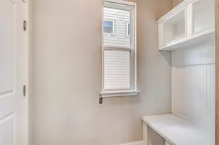 218 Glass Mountains Wy, Dripping Springs, TX 78620 - Photo 13