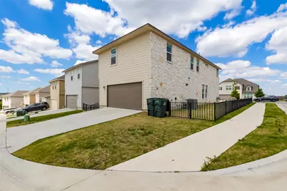 218 Glass Mountains Way, Dripping Springs, TX 78620 - Photo 33