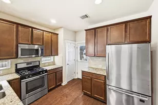 2101 Rivers Edge Way, Austin, TX 78741 - Photo 3