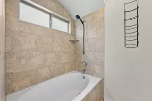 2101 Rivers Edge Way, Austin, TX 78741 - Photo 11