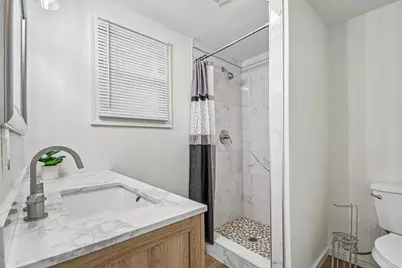 605 Bishop Street, Bastrop, TX 78957 - Photo 33