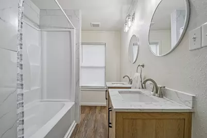 605 Bishop Street, Bastrop, TX 78957 - Photo 25