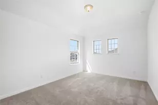 25617 Flora Bella Ln, Elgin, TX 78621 - Photo 21