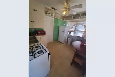 918 E 37th Street #B, Austin, TX 78705 - Photo 15