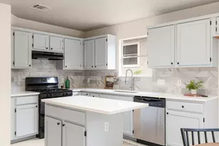 208 Natali St, Austin, TX 78748 - Photo 13