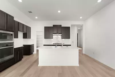 25621 Flora Bella Lane, Elgin, TX 78621 - Photo 11