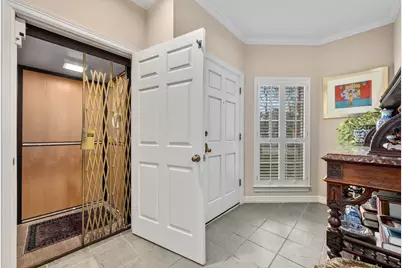 2716 Hillview Green Lane, Austin, TX 78703 - Photo 15