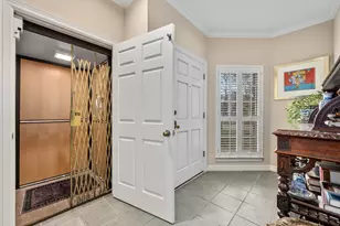 2716 Hillview Green Ln, Austin, TX 78703 - Photo 15
