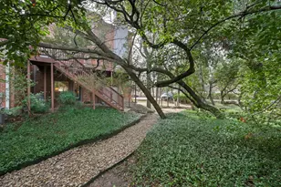 2716 Hillview Green Ln, Austin, TX 78703 - Photo 29