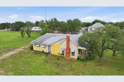704 Fm 2657, Briggs, TX 78608 - Photo 1