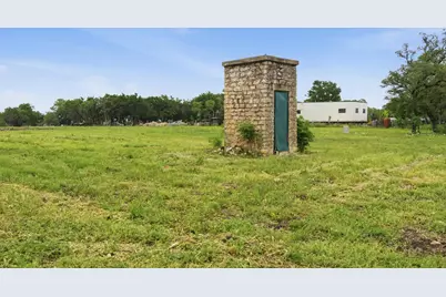 704 Fm 2657, Briggs, TX 78608 - Photo 9