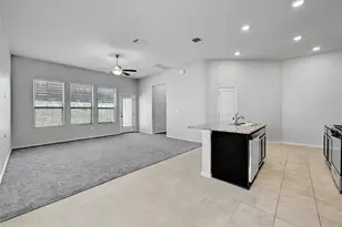 12725 Bloomington Dr, Austin, TX 78748 - Photo 7