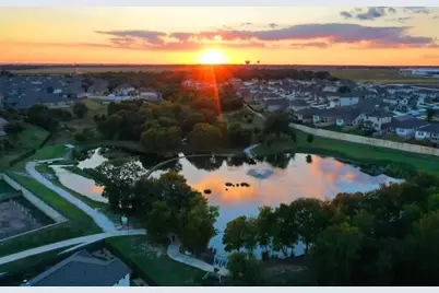 101 Mountain Valley Street, Georgetown, TX 78628 - Photo 33