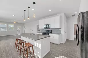 101 Mountain Valley St, Georgetown, TX 78628 - Photo 5