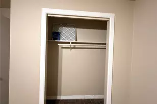 220 Stratford Ct, San Antonio, TX 78223 - Photo 27