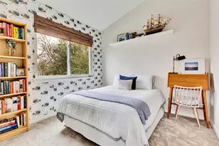 919 E 51st St, Austin, TX 78751 - Photo 11