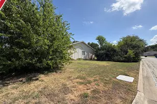 1709 W Mesa Park Dr, Round Rock, TX 78664 - Photo 5