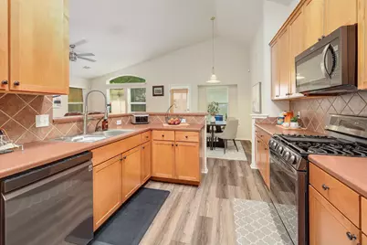 17407 Orwell Lane, Round Rock, TX 78664 - Photo 11