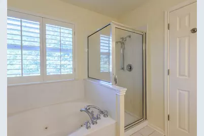 11704 Emerald Falls Drive, Austin, TX 78738 - Photo 13