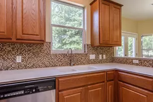 11704 Emerald Falls Dr, Austin, TX 78738 - Photo 3