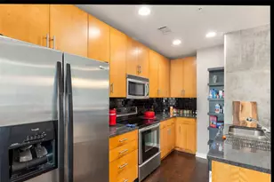 360 Nueces St, Austin, TX 78701 - Photo 5