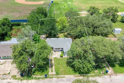 1008 Haley Avenue, Rockdale, TX 76567 - Photo 19