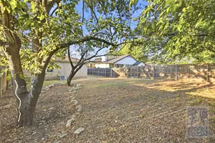 2305 Stratford Dr, Round Rock, TX 78664 - Photo 25