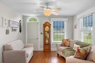 326 Centennial St, Carmine, TX 78932 - Photo 5
