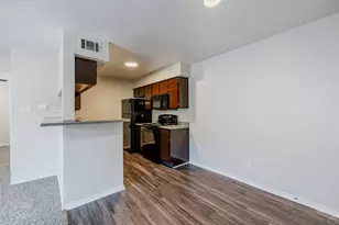 2809 W William Cannon Dr, Austin, TX 78745 - Photo 5