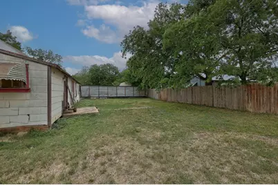 205 Fallwell Street, Liberty Hill, TX 78642 - Photo 3