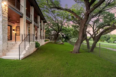 12 Treehaven Lane, The Hills, TX 78738 - Photo 35