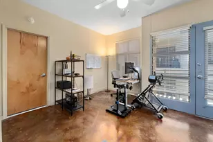 711 W 26th St, Austin, TX 78705 - Photo 11