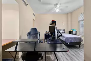 711 W 26th St, Austin, TX 78705 - Photo 23