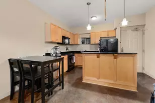 711 W 26th St, Austin, TX 78705 - Photo 13