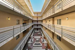 711 W 26th St, Austin, TX 78705 - Photo 25