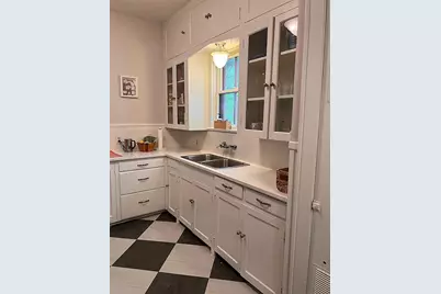 609 Texas, Austin, TX 78705 - Photo 9