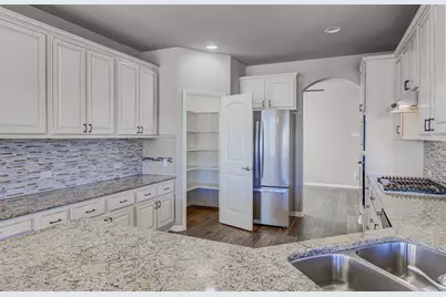 217 La Grotta Lane, Georgetown, TX 78628 - Photo 9