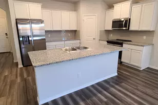 172 Pivot Dr, Taylor, TX 76574 - Photo 3