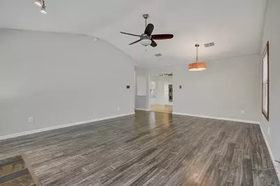 13135 Mill Stone Drive, Austin, TX 78729 - Photo 7
