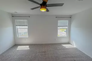 725 Bronco Billy Dr, Jarrell, TX 76537 - Photo 19